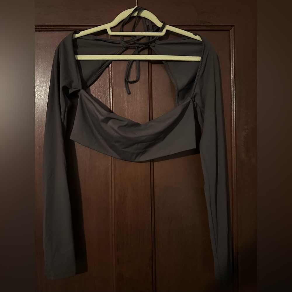 Fashion Nova Charcoal Long Sleeve Crop Top
